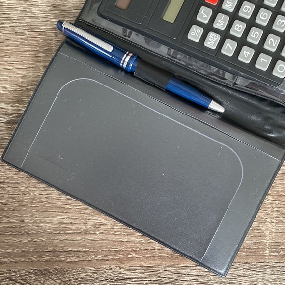 Tested New Long easy to use calculator pen vinyl case checkbook inside flap - Picture 2 of 8